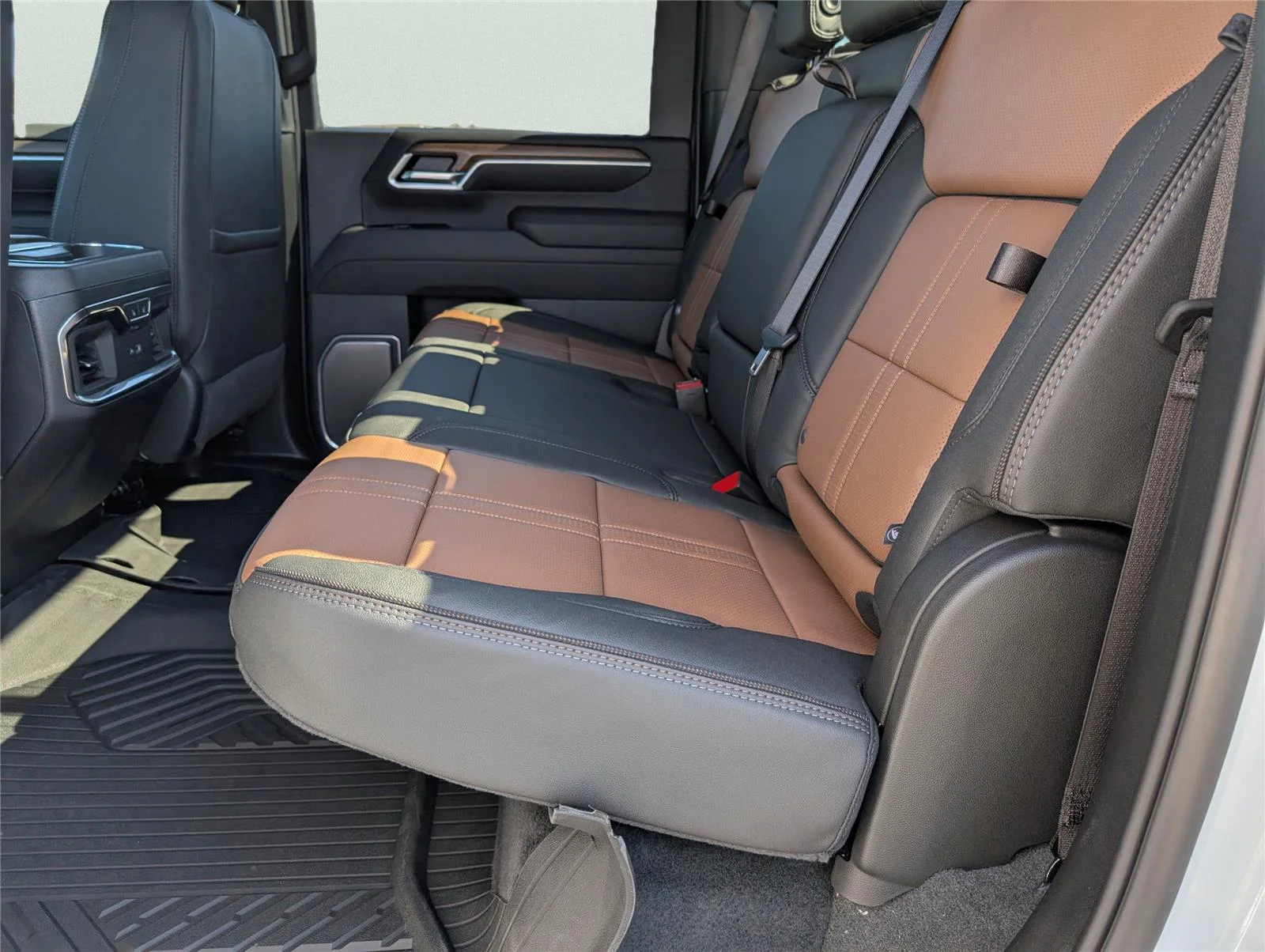 2026 Chevrolet Silverado 2500 HD High Country - Photo 29