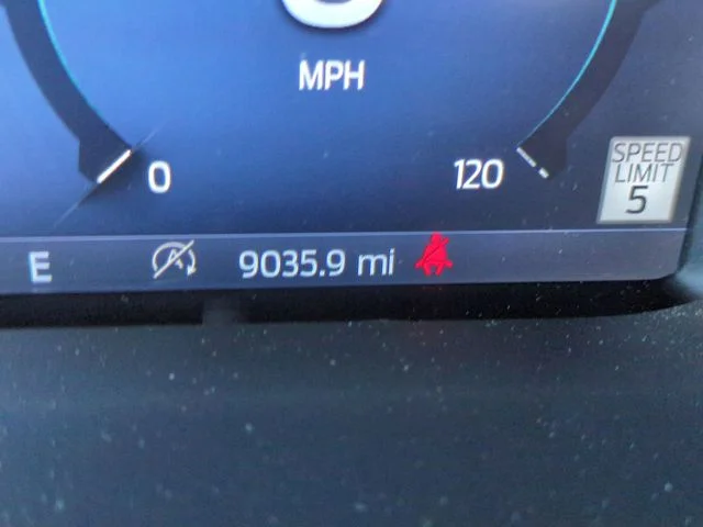 Used 2025 Gray Ford XLT image 19