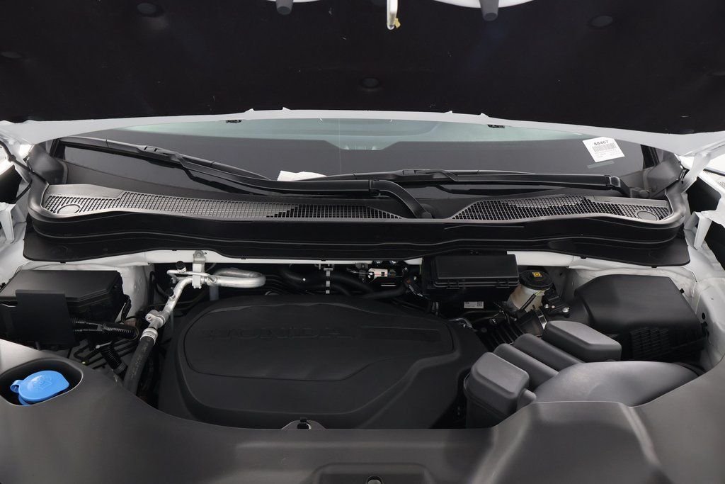 New 2026 Platinum White Pearl Honda Black Edition image 9