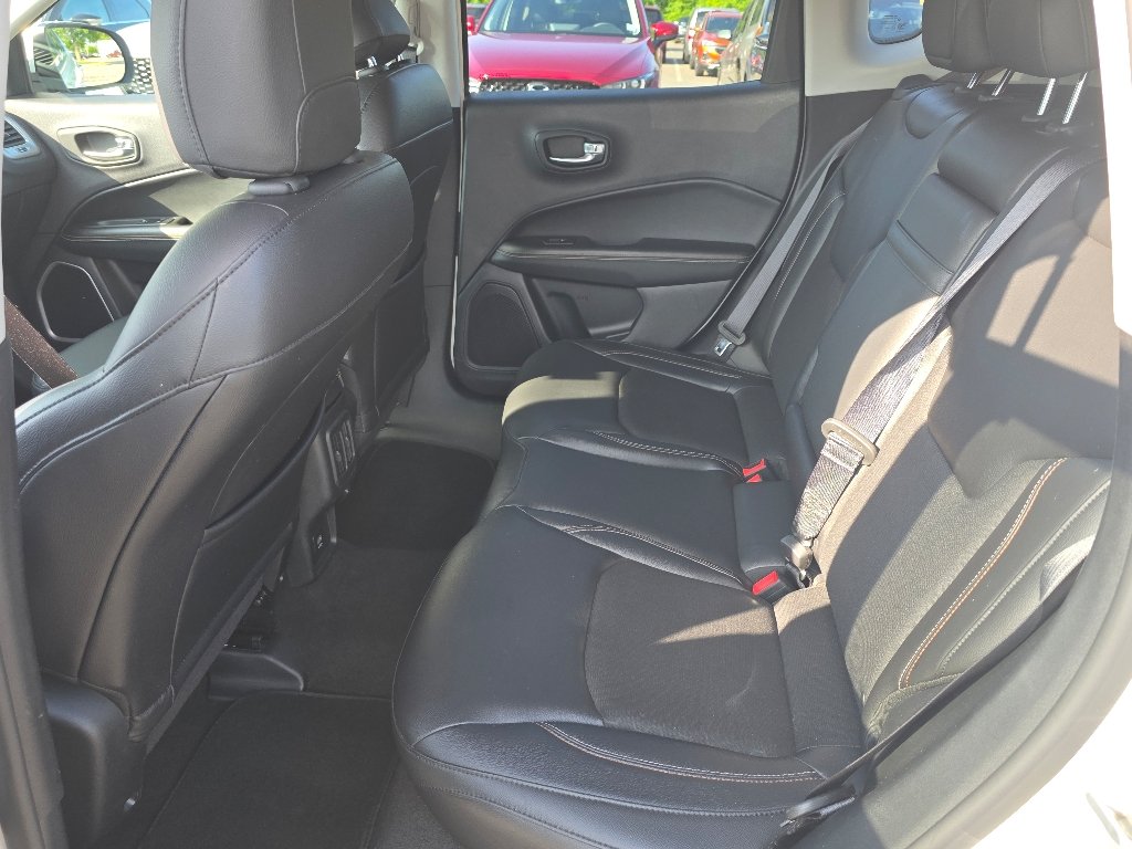 Used 2017 White Clear Coat Jeep Latitude image 27