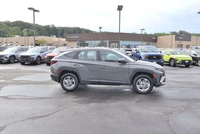 Used 2026 Gray Hyundai SE image 8