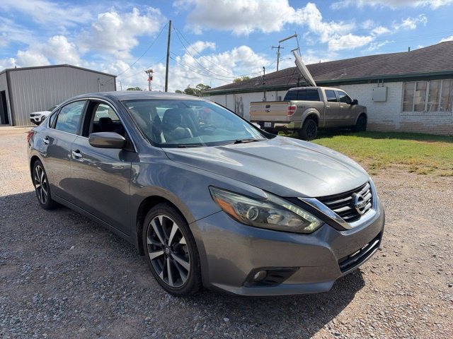 2016 Nissan Altima SR