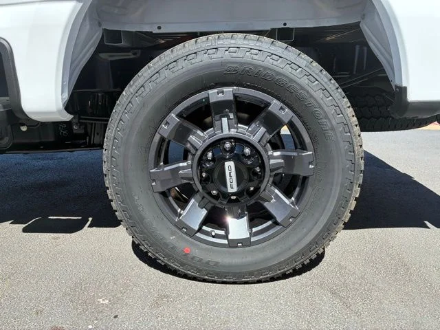 New 2026 Oxford White Ford XL image 17