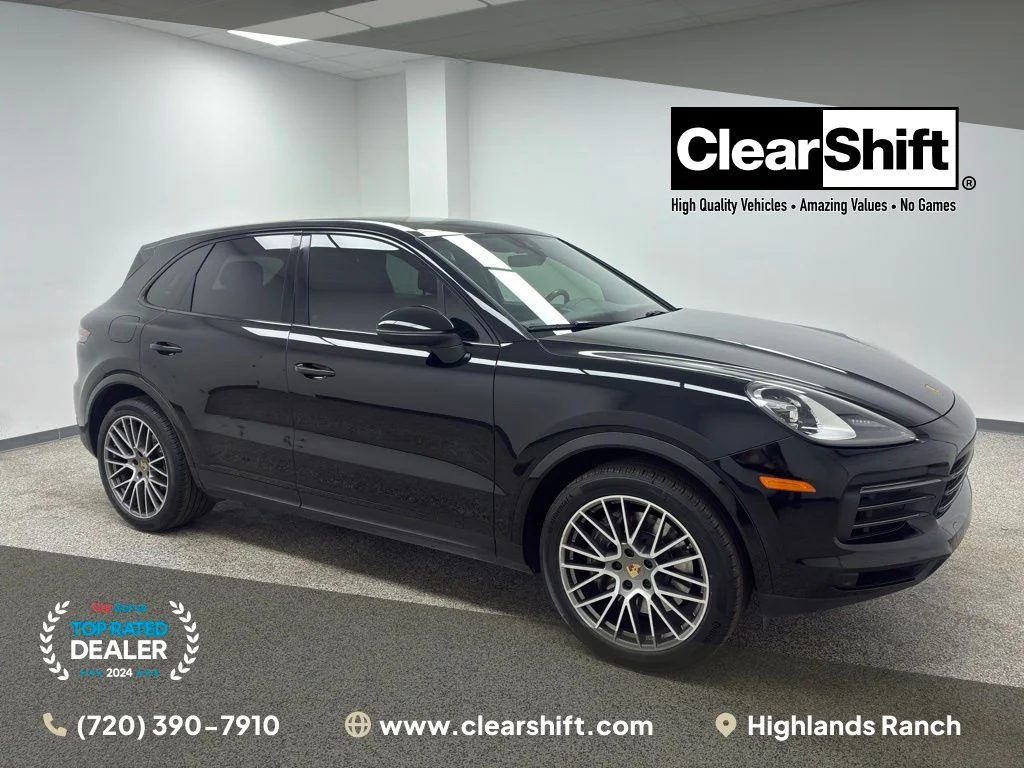2022 Porsche Cayenne Platinum Edition's photo