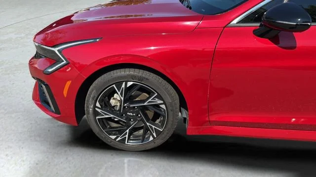 Used 2025 Red Kia GT-Line image 27