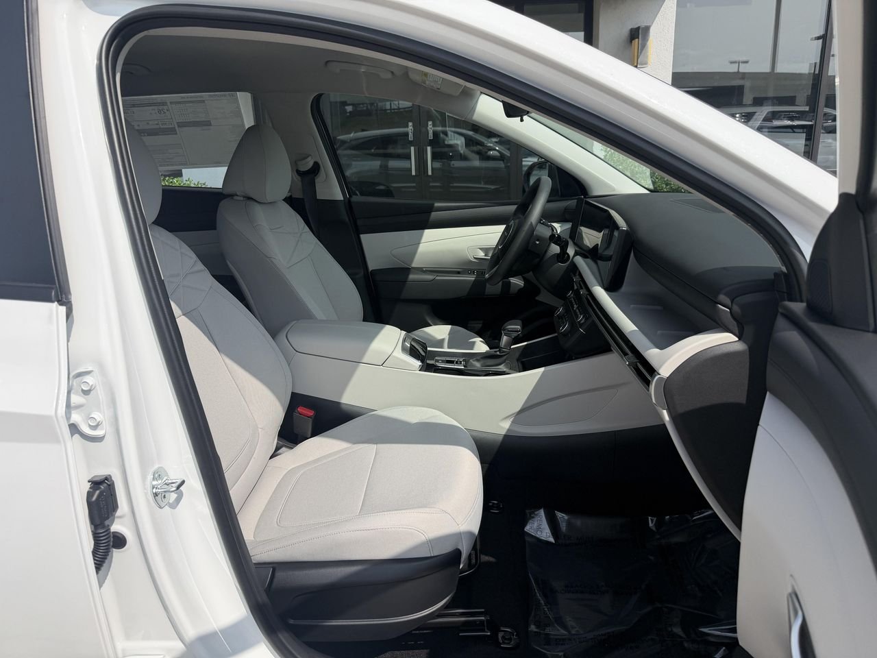 New 2026 White Pearl Hyundai SE AWD image 18