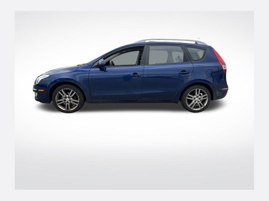 Used 2012  Hyundai SE image 1