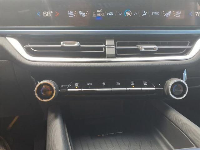 2025 Chevrolet Equinox EV LT - Photo 13