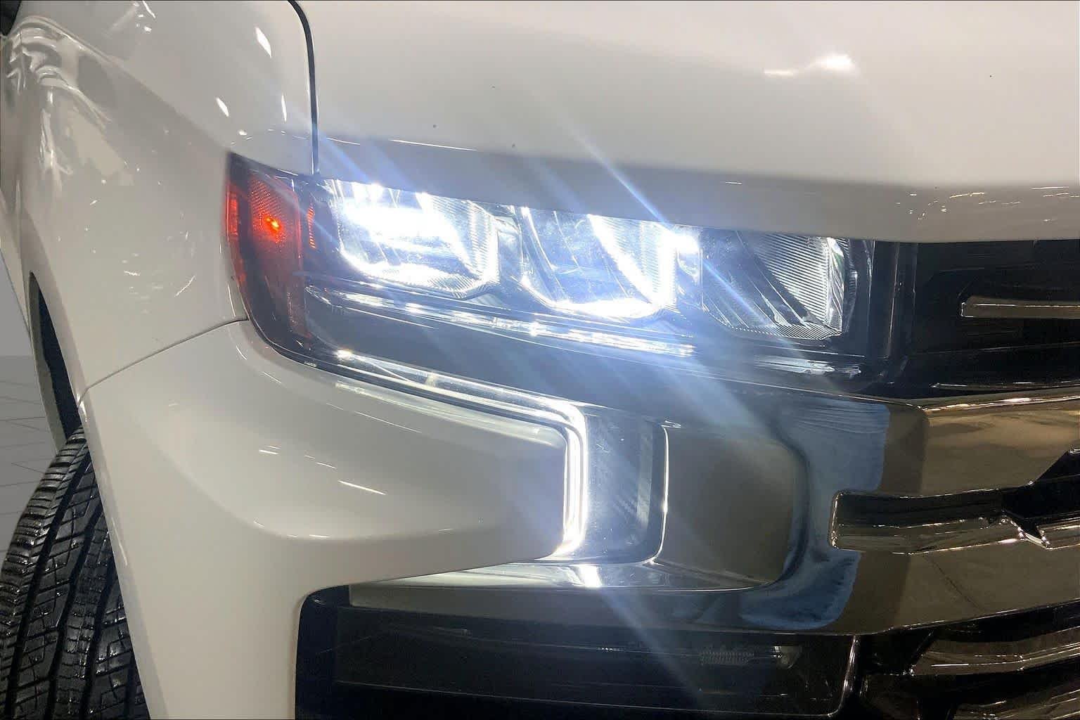 Used 2021 Summit White Chevrolet LTZ image 28