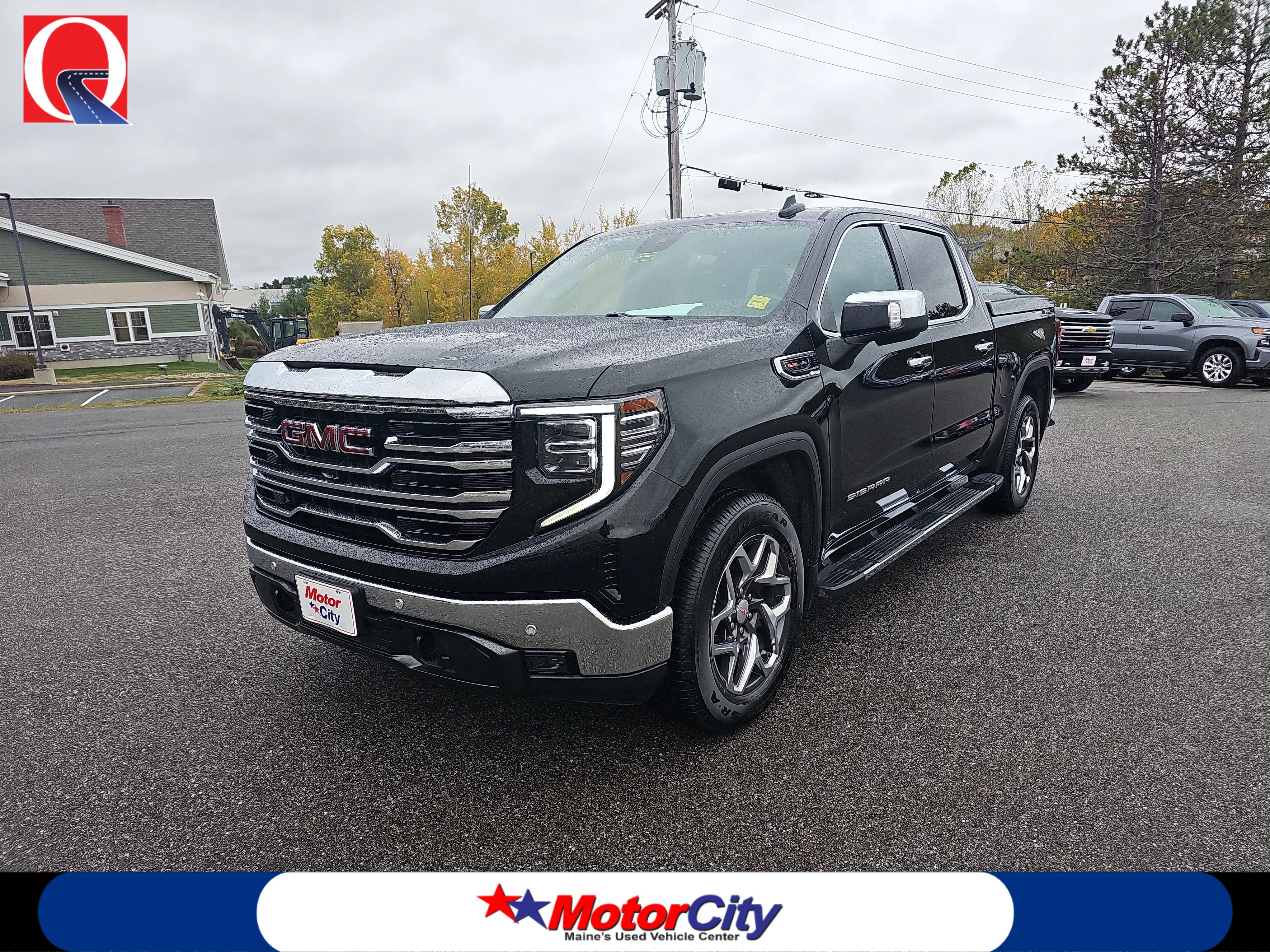 Used 2023 Onyx Black GMC SLT image 1