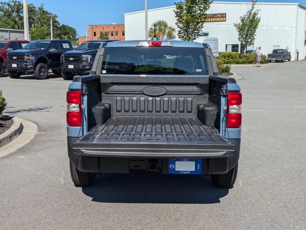New 2026 Azure Gray Metallic Tri-Coat Ford XLT image 13