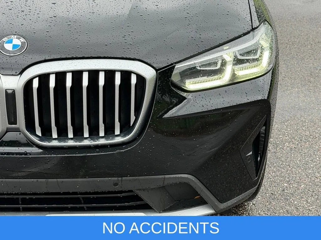 Used 2023 Black BMW sDrive30i image 11