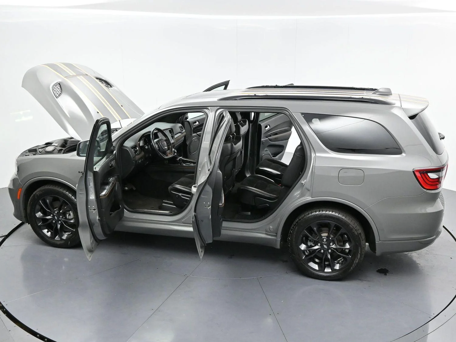 Used 2022 Destroyer Gray Clearcoat Dodge Orange Sport image 40