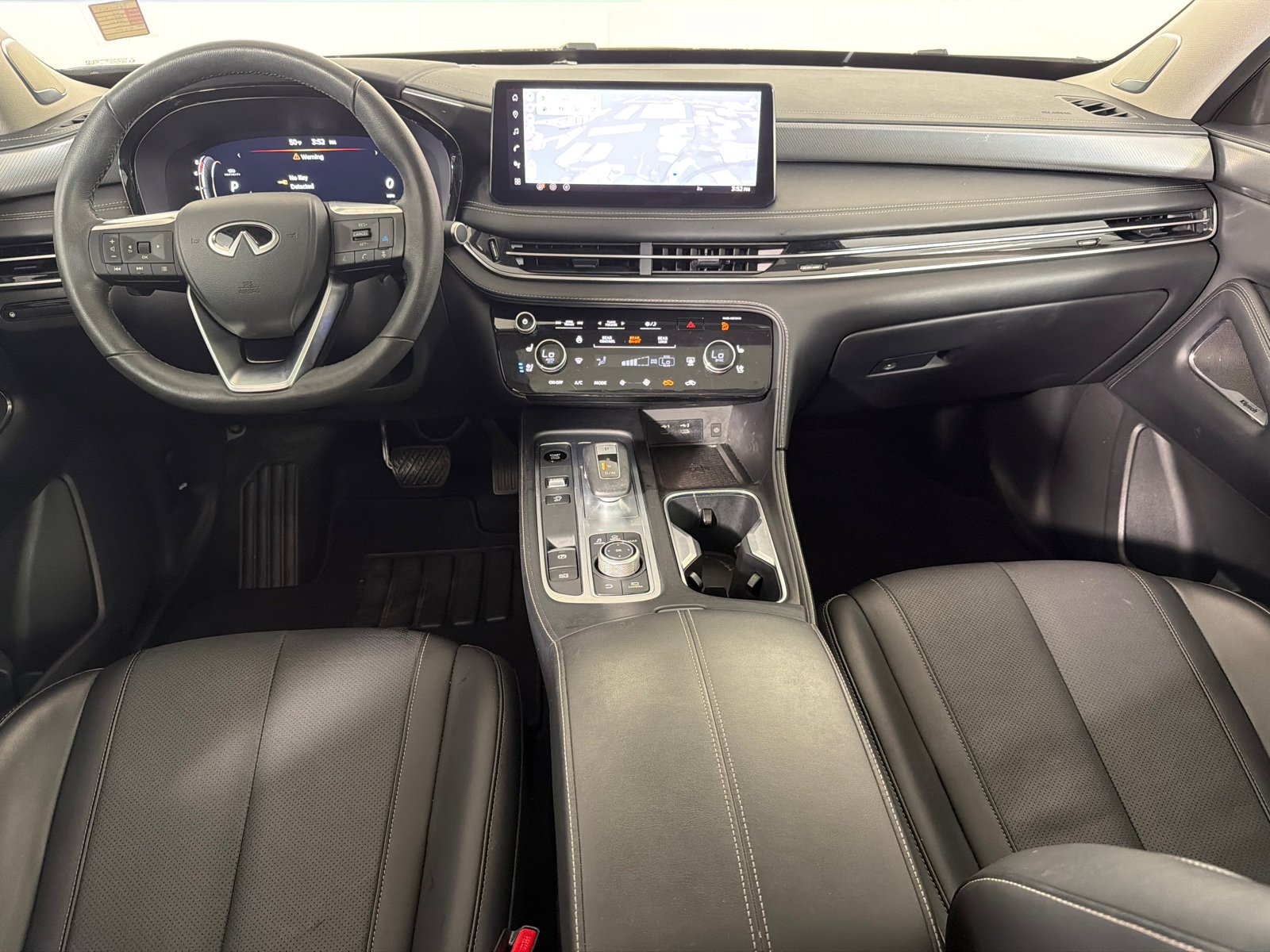 Used 2026 Mineral Black INFINITI LUXE image 25