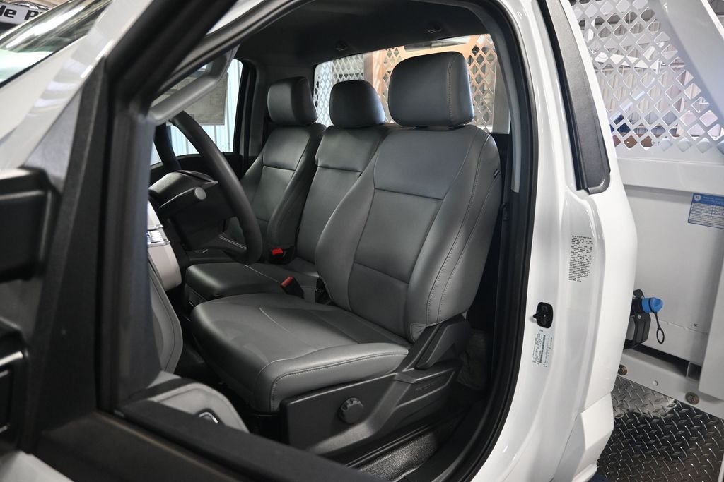 New 2026 Oxford White Ford XL image 11