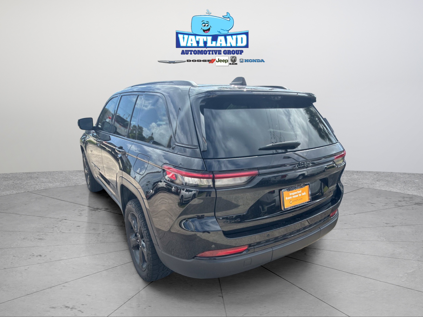 Used 2023 Black Jeep Limited image 3