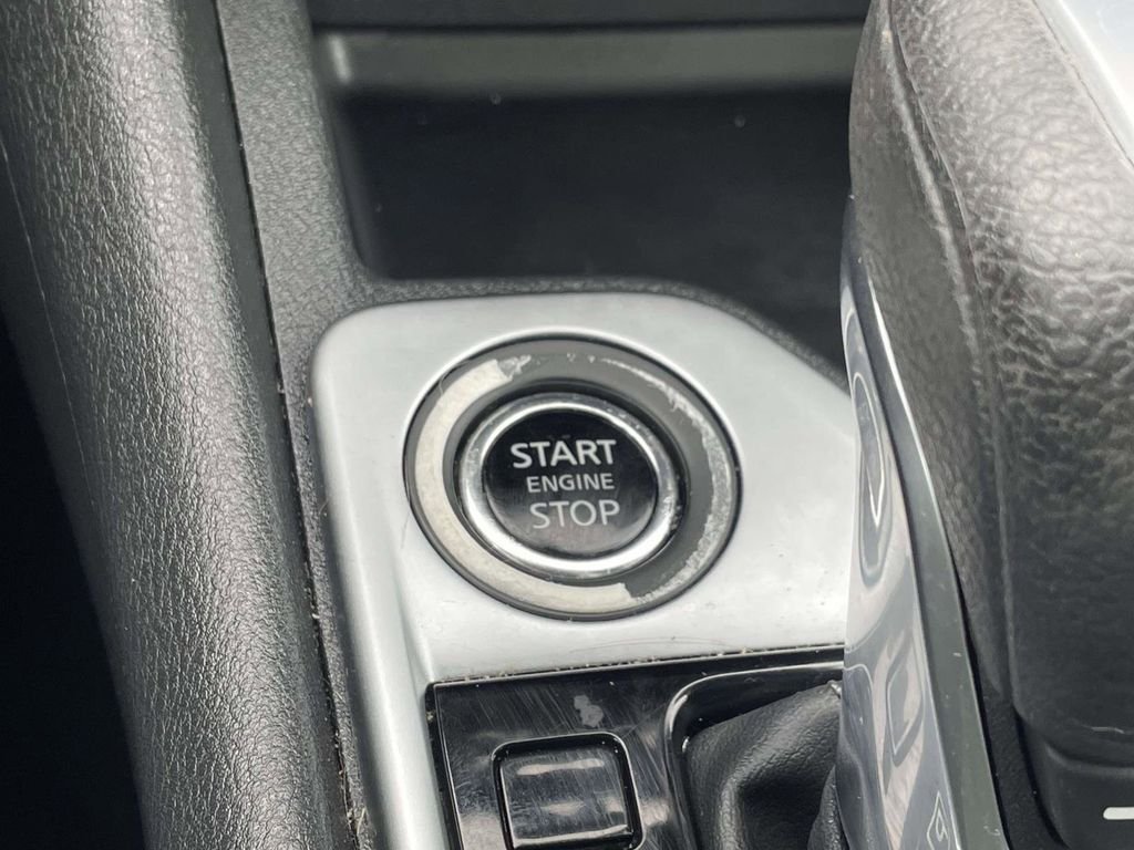 Used 2023 White Nissan SV image 20