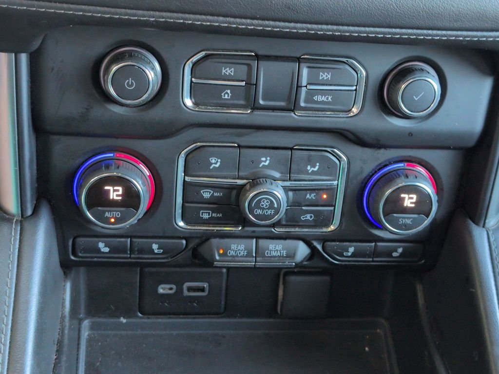 Used 2022 Gray Chevrolet Z71 image 20