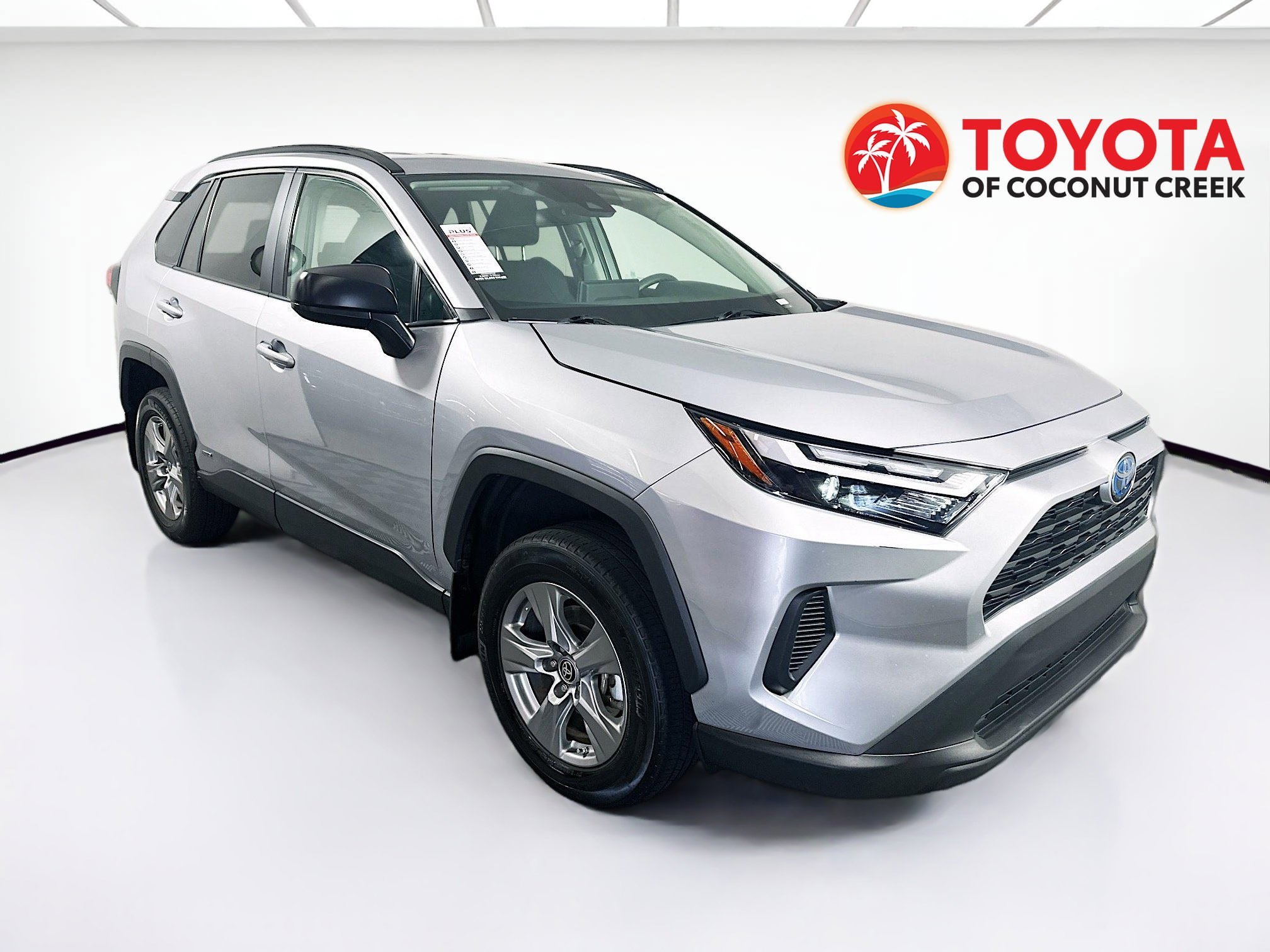 2024 Toyota RAV4 Hybrid LE AWD's photo