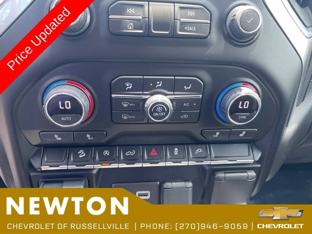 Used 2021 SUMMIT WHITE Chevrolet RST image 12