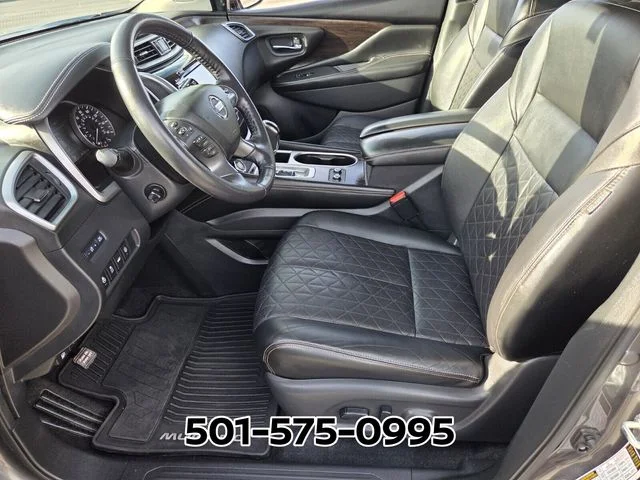 Used 2022 Gray Nissan Platinum image 10