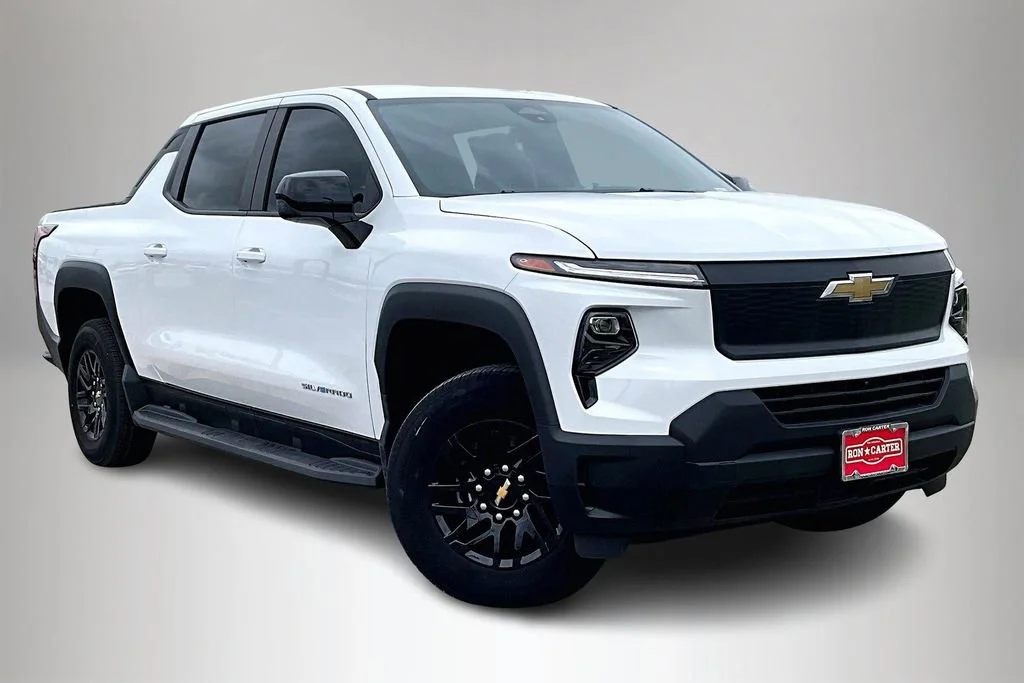 New 2024 GMC Sierra 3500HD Pro 4D Crew Cab