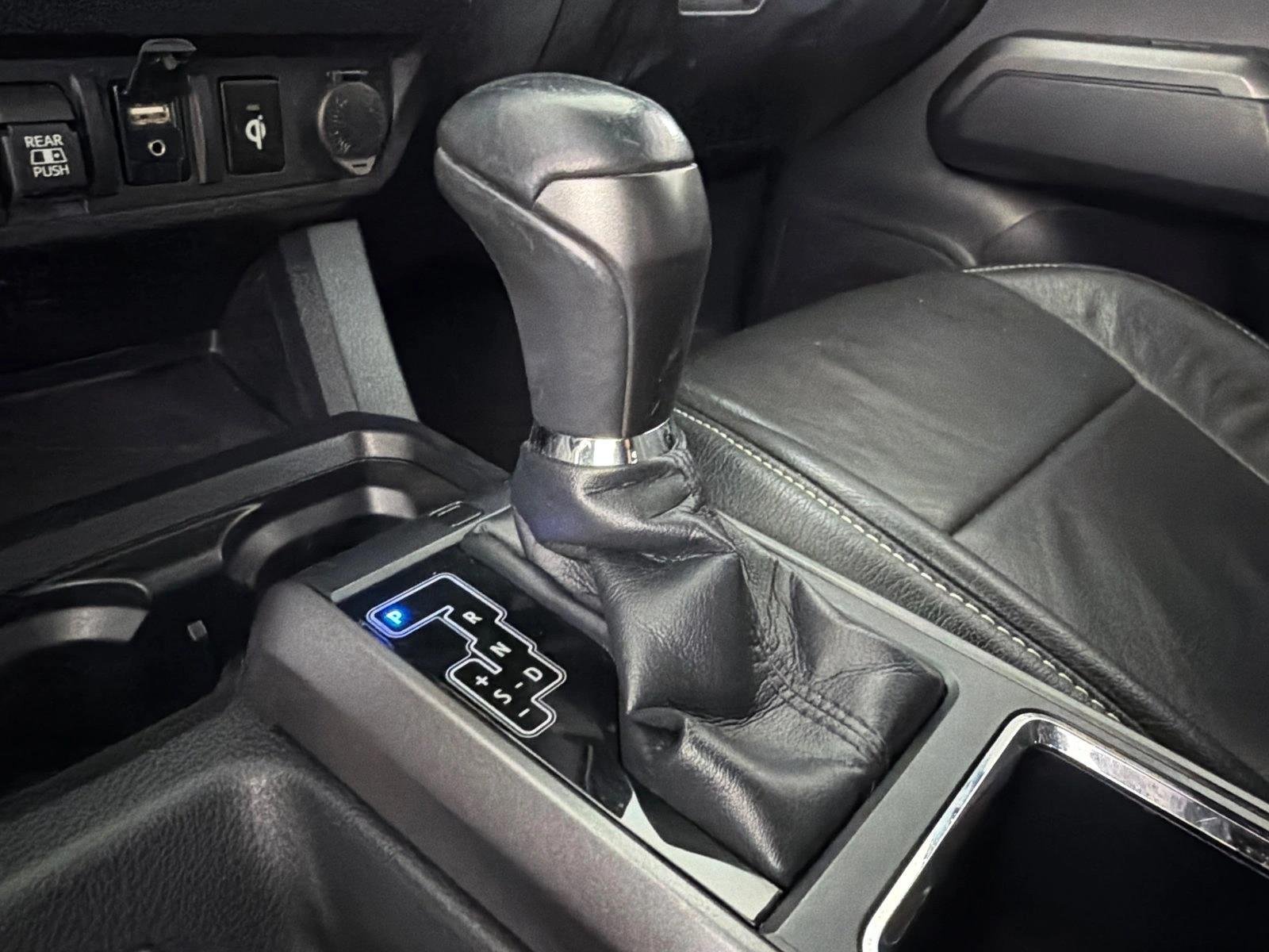 Used 2019 Super White Toyota TRD Off Road image 30