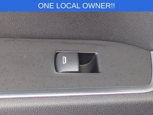 Used 2025 Gray Chevrolet RST image 30
