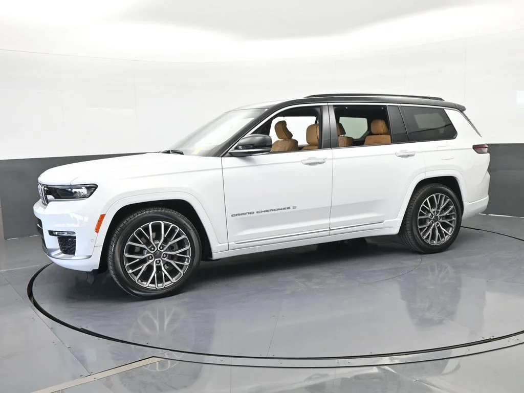 2025 Jeep Grand Cherokee L Summit Reserve - Photo 2