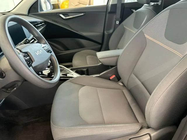 Used 2024 Black Kia LX image 15
