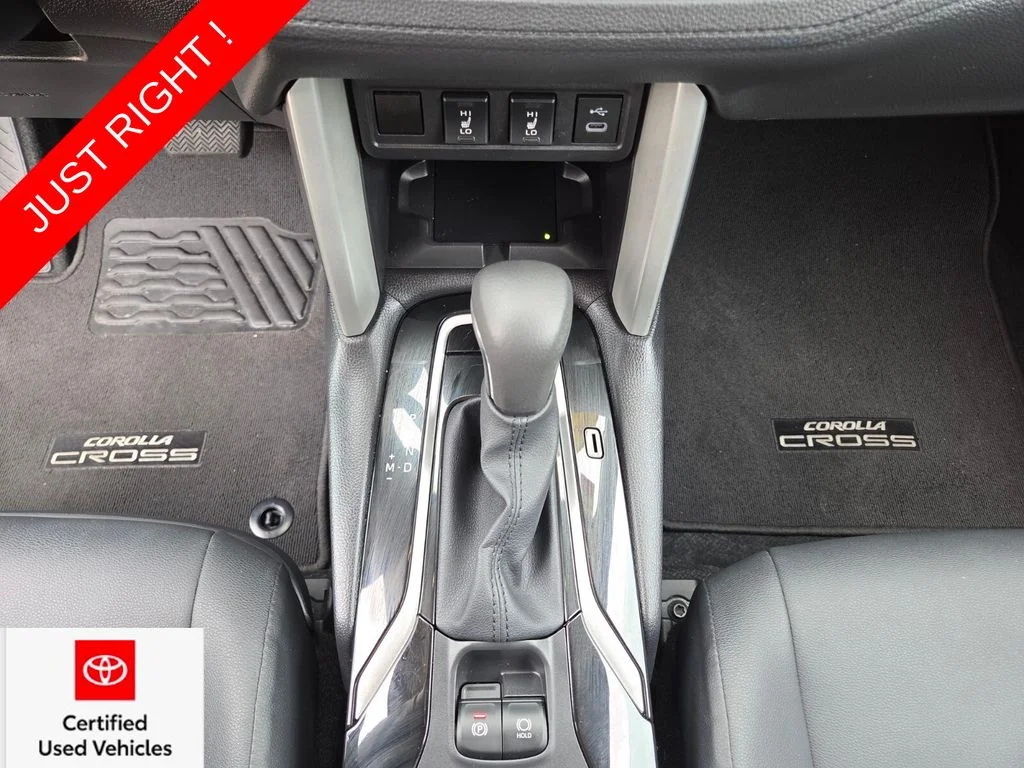 Certified Used 2025 Silver Toyota XLE image 28