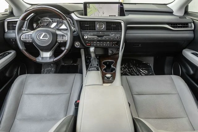 Used 2018 Atomic Silver Lexus 350 image 8