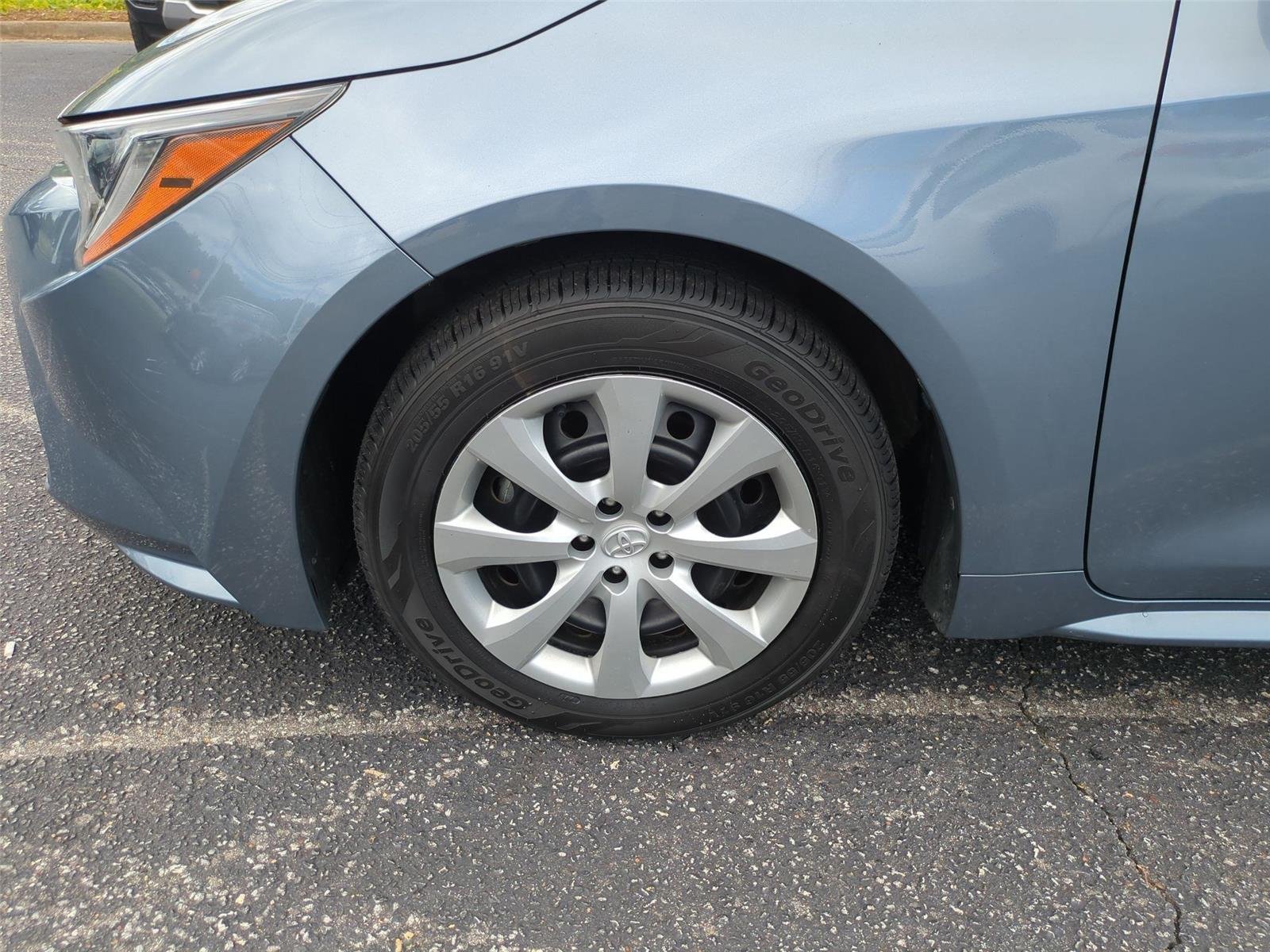 Used 2023 Celestite Toyota LE image 10