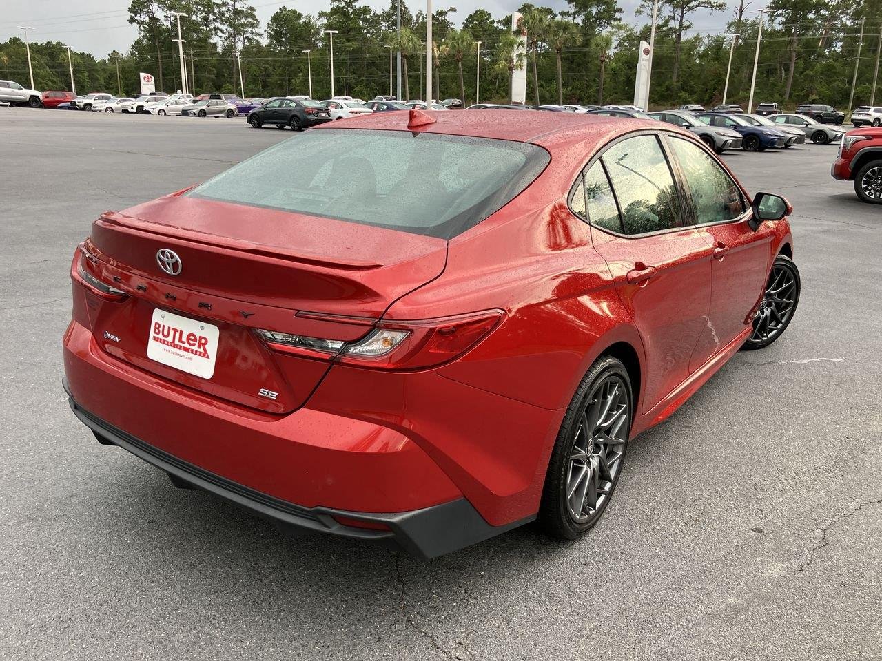 Used 2025 Red (Supersonic Red) Toyota SE image 5