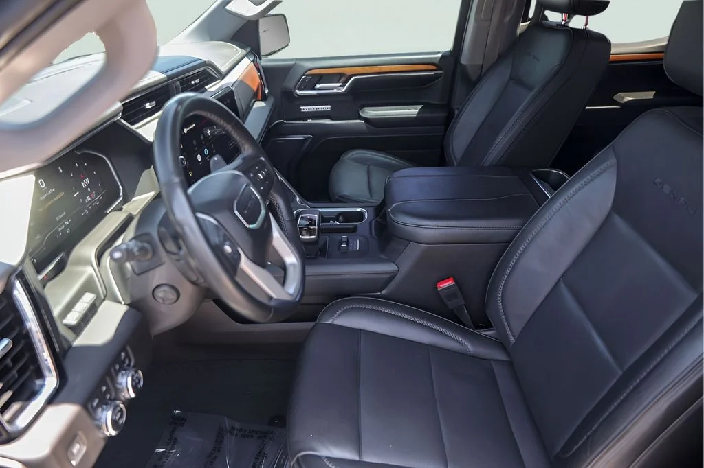 Used 2023 Black GMC Denali image 12