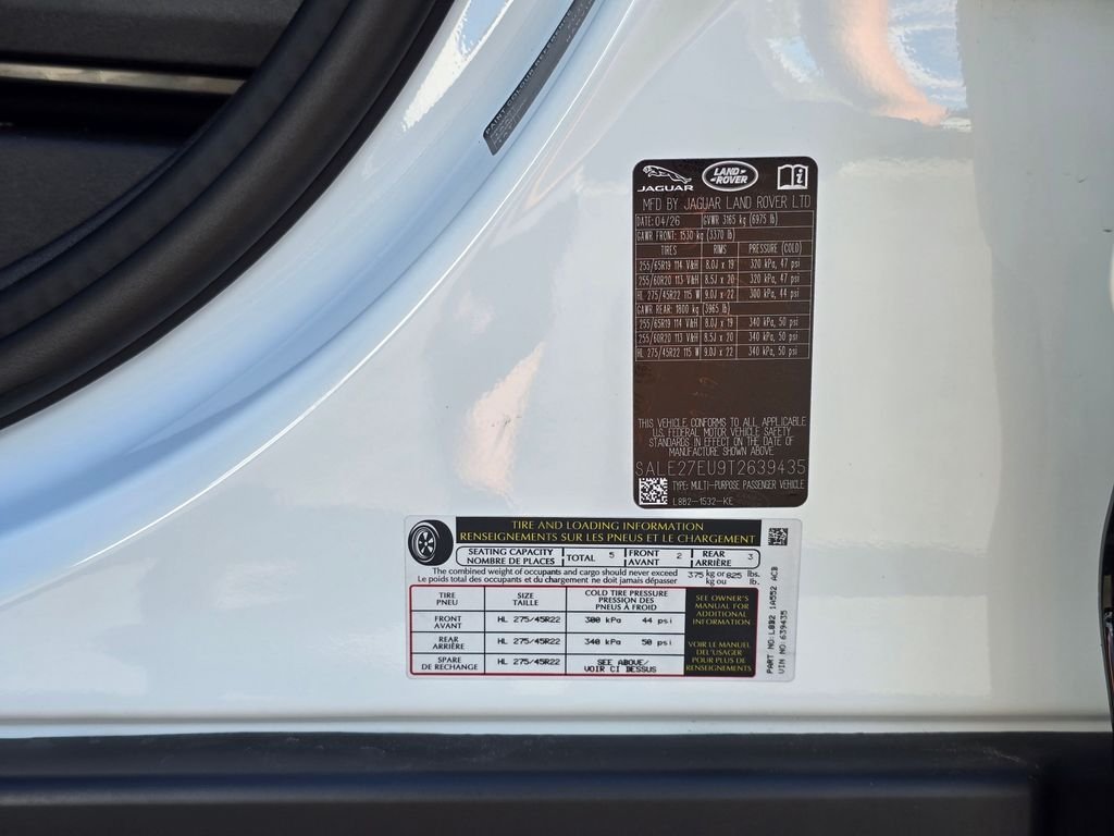 New 2026 Fuji White LAND ROVER X-Dynamic SE image 38