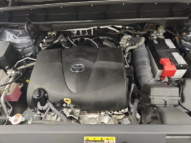 Used 2022 Moon Dust Toyota Limited image 40