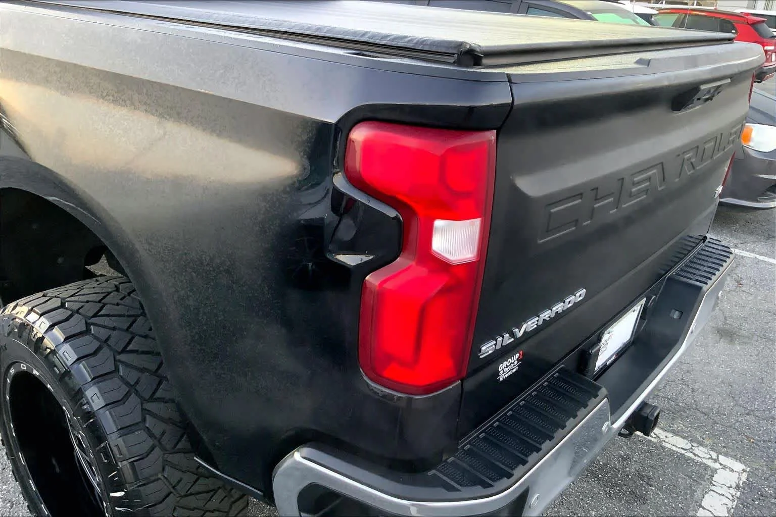 Used 2022 Black Chevrolet LTZ image 27