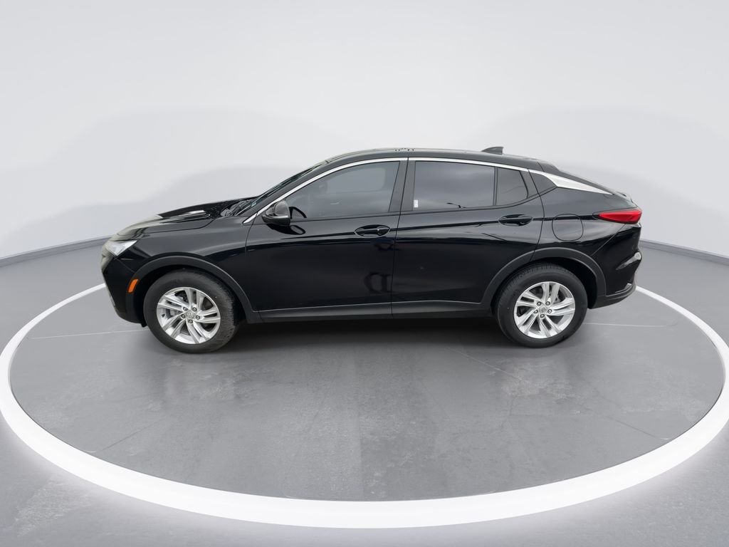Used 2024 Black Buick Preferred image 5