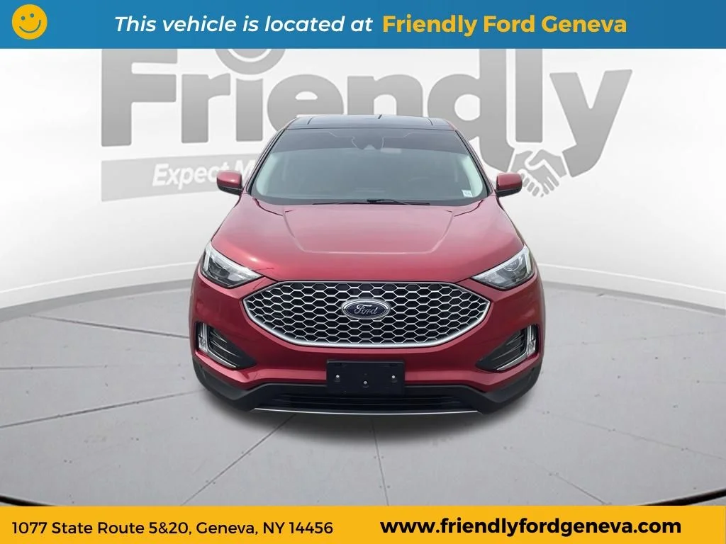 Used 2023 Red Ford SEL image 2