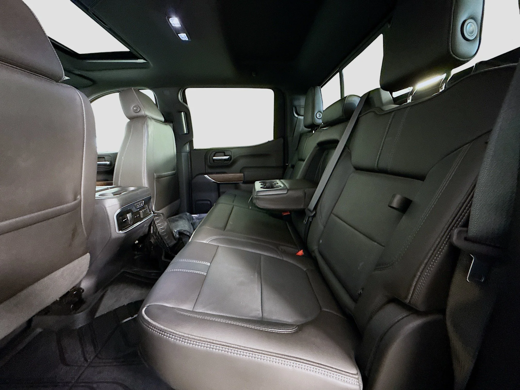Used 2019 HAVANA BROWN METALLIC Chevrolet High Country image 27