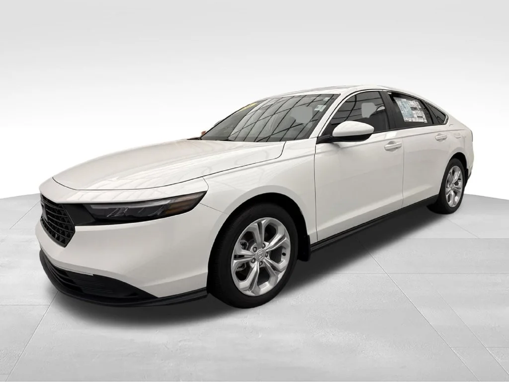New 2026 Platinum White Pearl Honda LX image 3