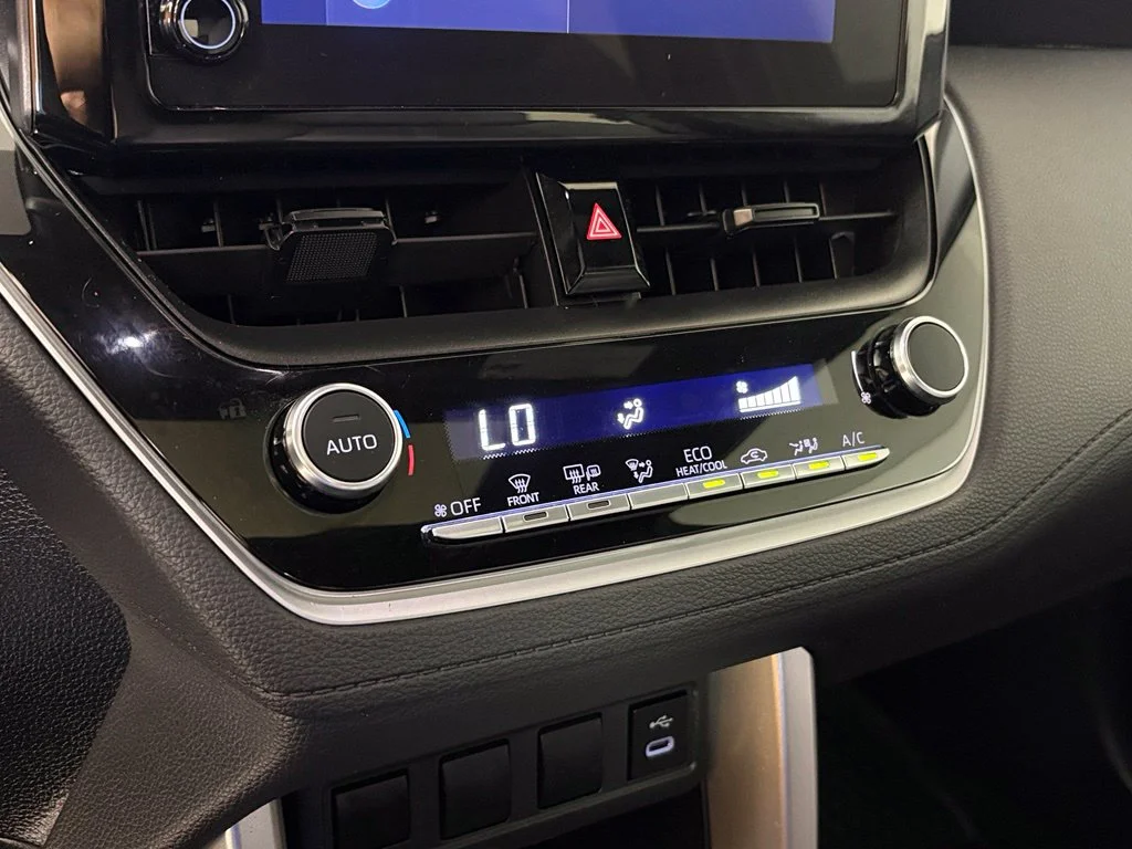 Used 2023 Black Toyota Hybrid SE image 25
