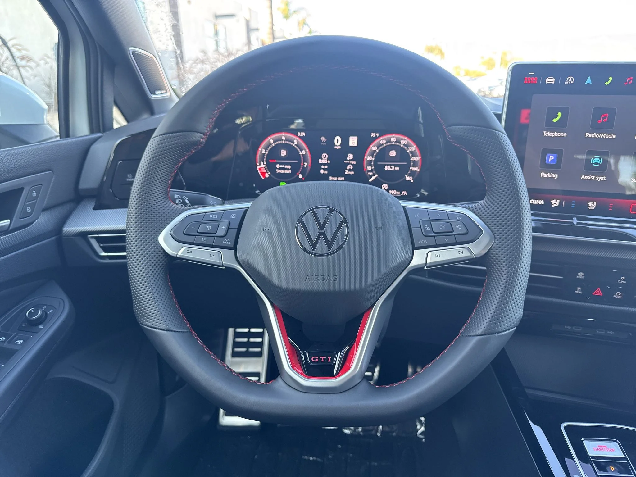 New 2026 Opal White Pearl Volkswagen SE image 17
