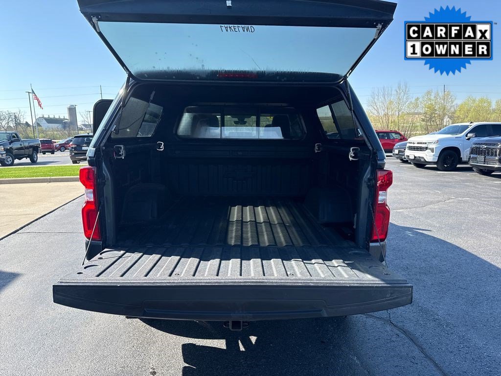 Used 2021 Shadow Gray Metallic Chevrolet LTZ image 30