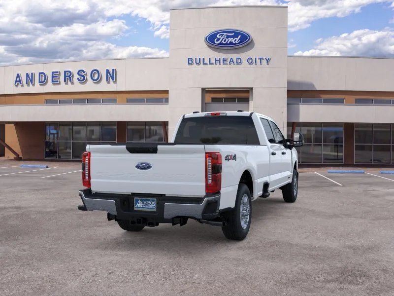 New 2026 Oxford White Ford XLT image 8