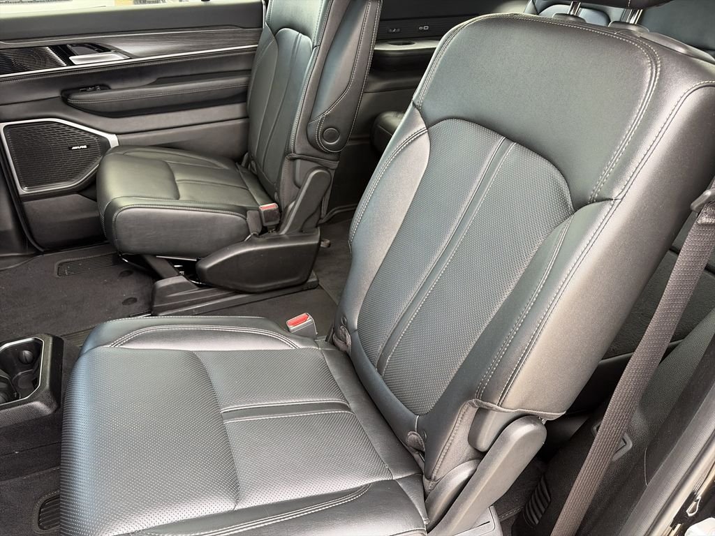 Used 2024 Black Jeep Series III image 30