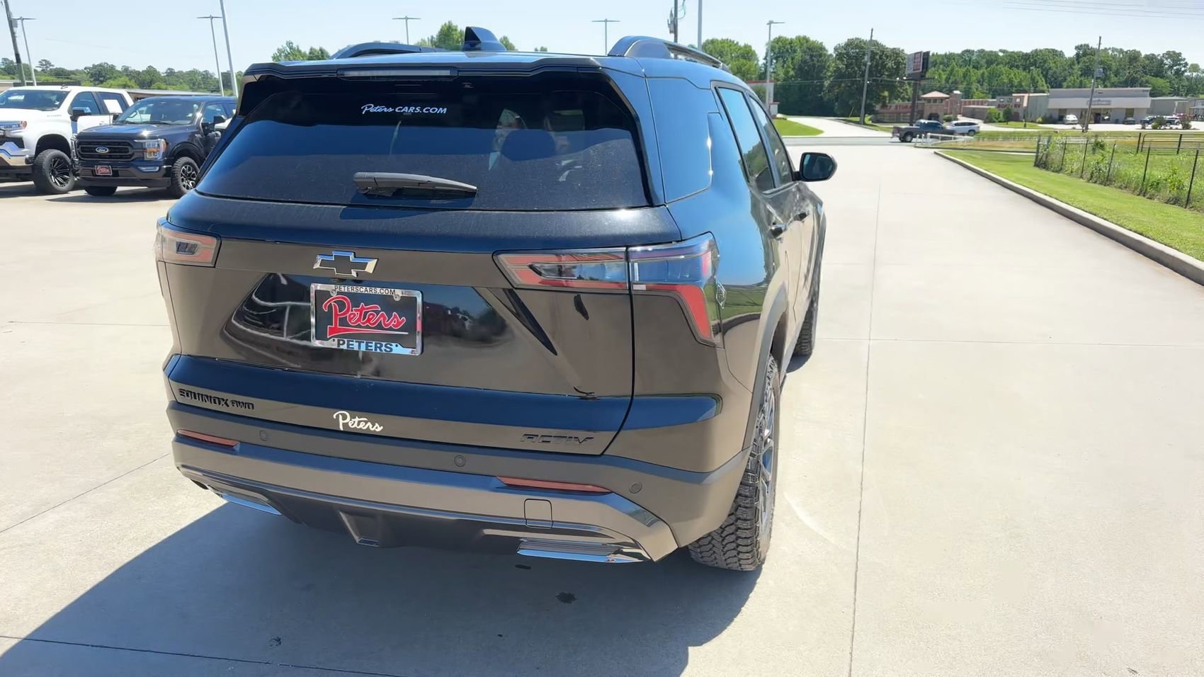 New 2026 Mosaic Black Metallic Chevrolet AWD ACTIV image 7