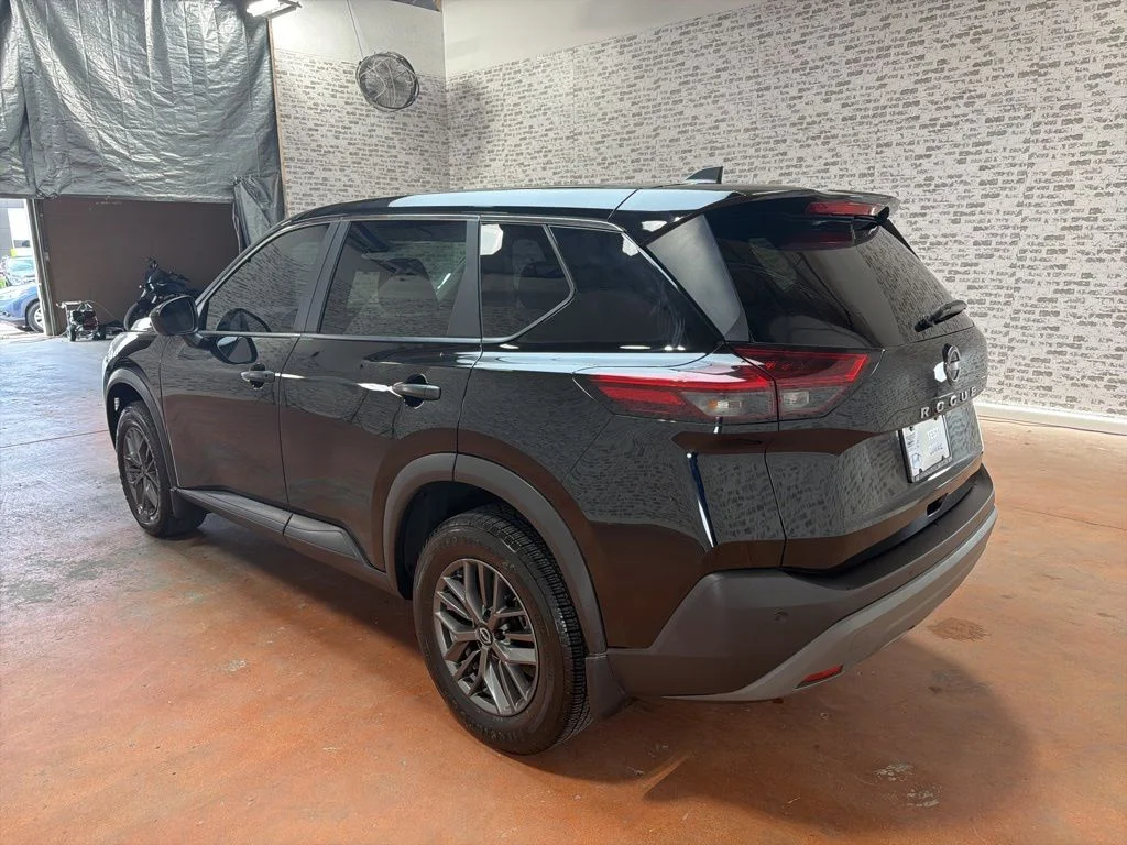 Used 2023 Black Nissan S image 5