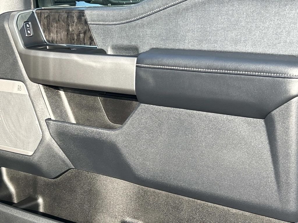 Certified Used 2025 Carbonized Gray Metallic Ford Lariat image 26